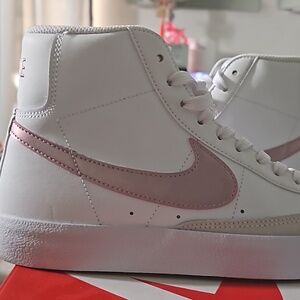 Nike Blazer pink